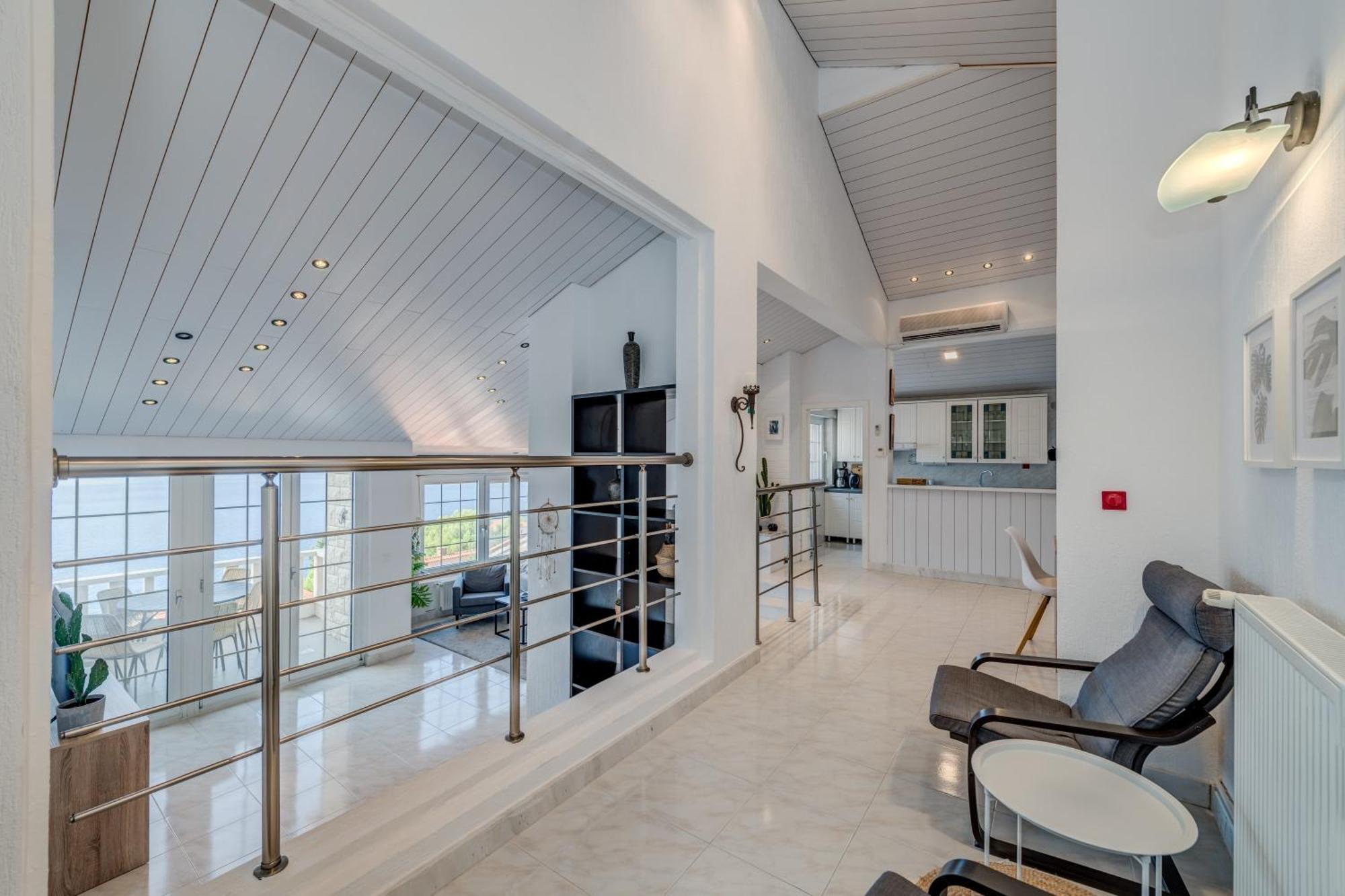 Apartments With Pool Vrdoljak أوميس الغرفة الصورة